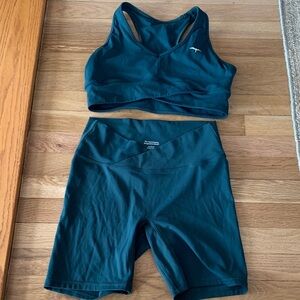 The Iwa Atletic Co short/ bra set Large
